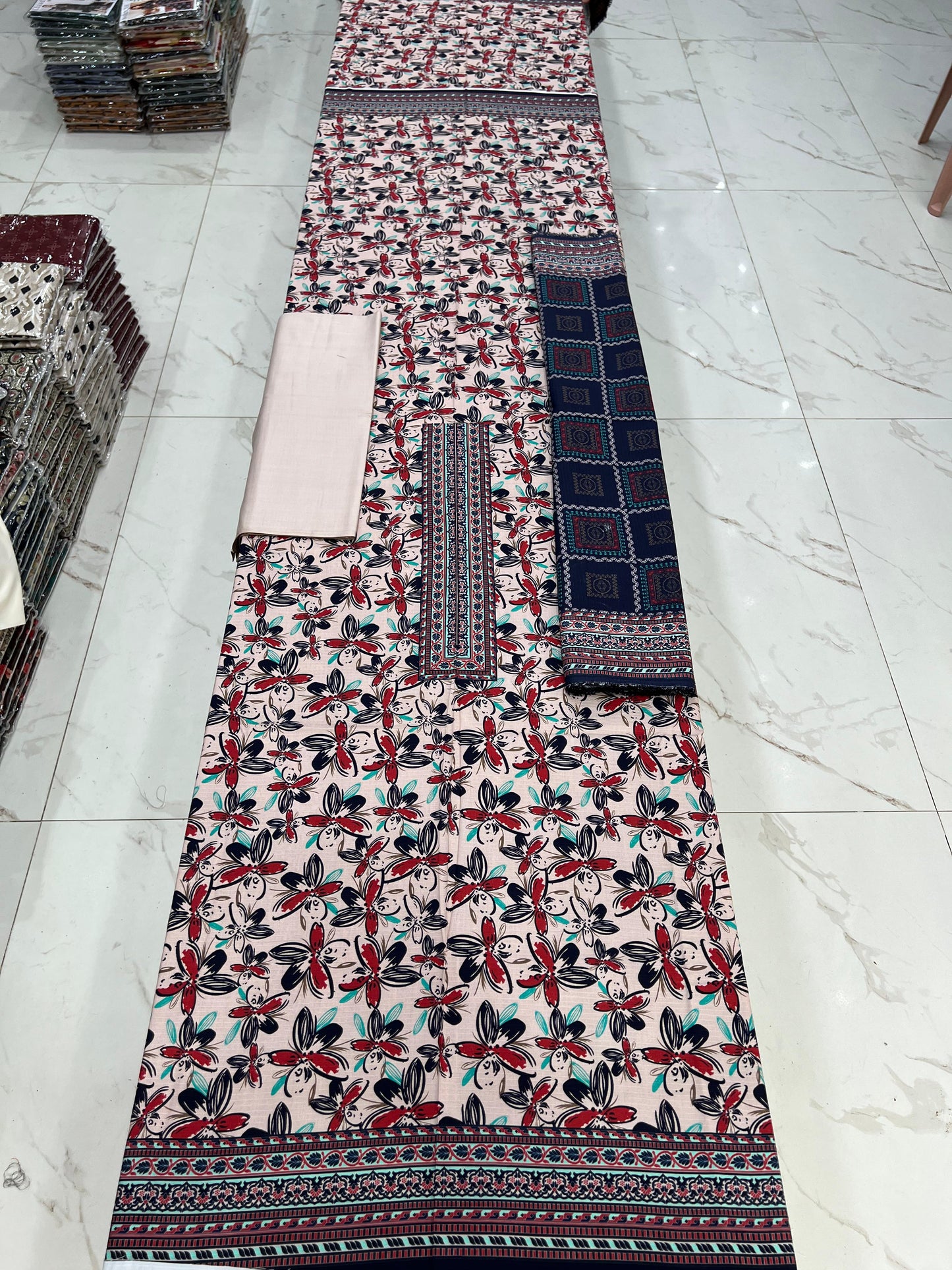 Signature Collection BANA DORA LINEN 3PC 2025-26