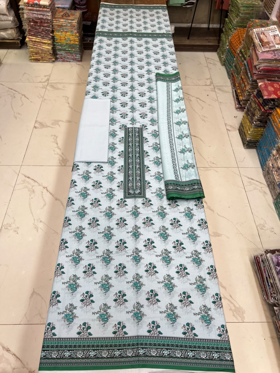 Dastaan 3Pc printed lawn
