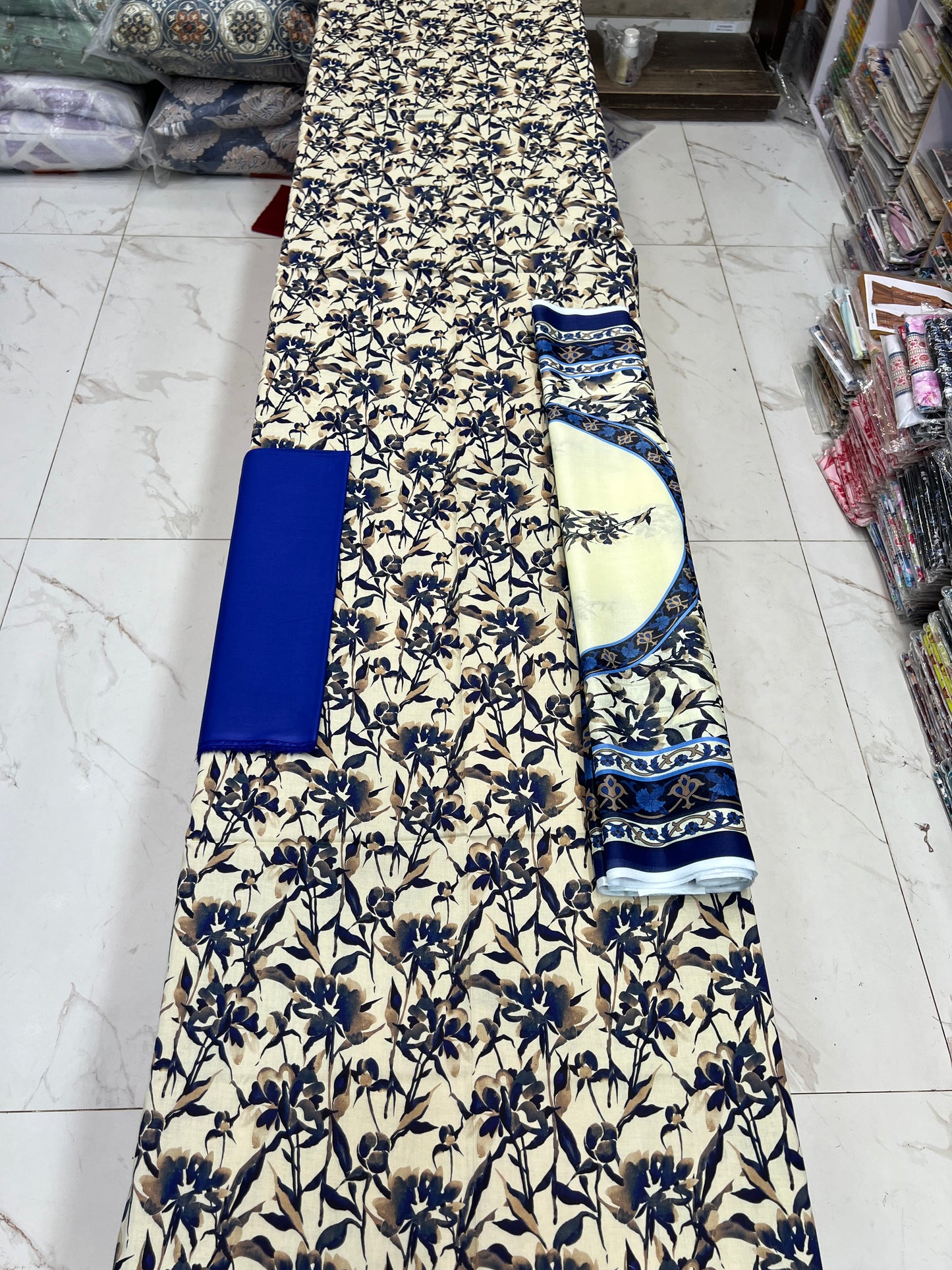 Ayra Printed Lawn 3PC