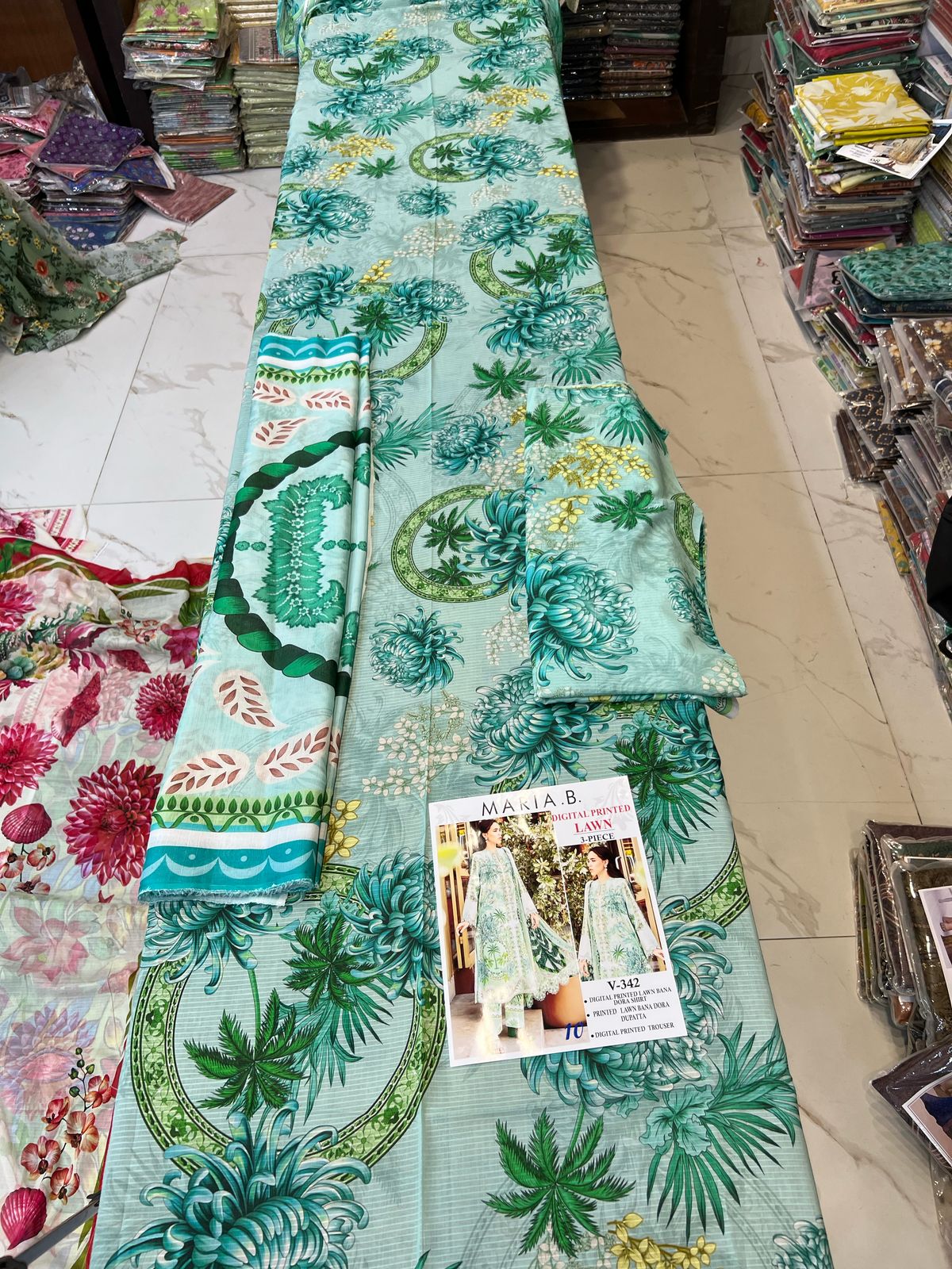 Vol 342 Maria B Lawn – Digital Printed 3PC | Bana Dora Quality