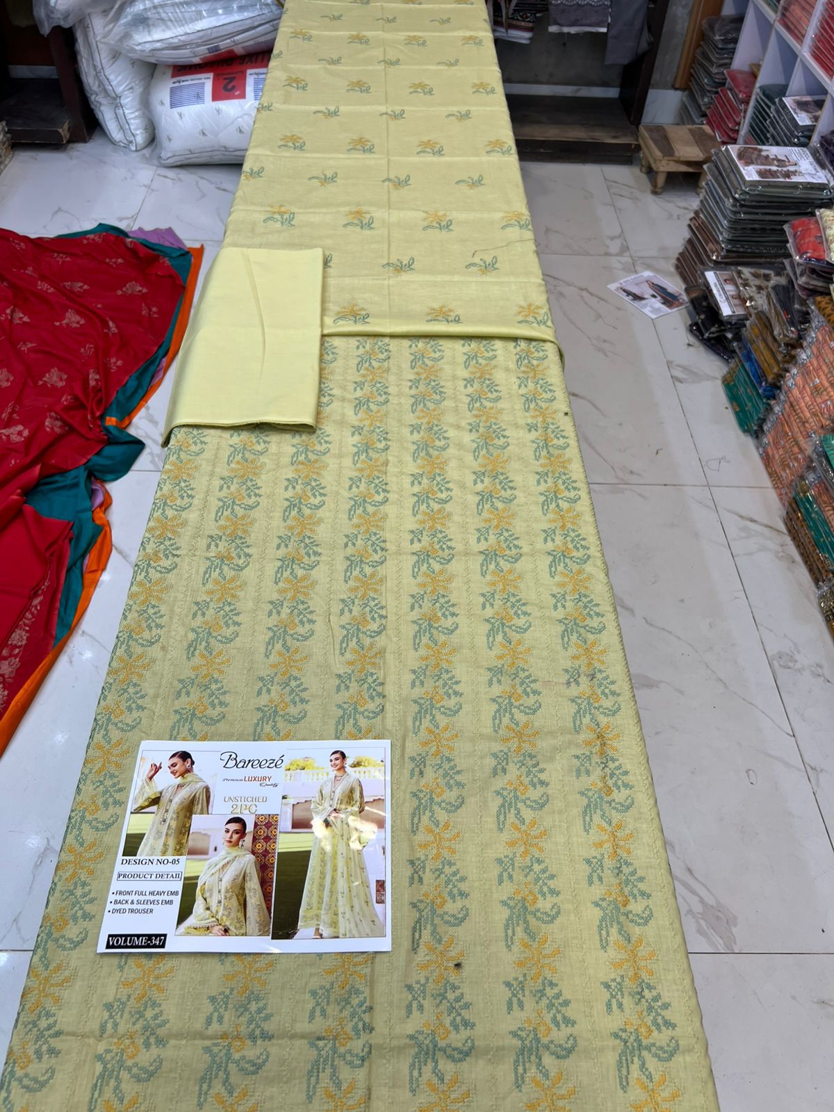 Bareeze Luxury Collection – Embroidered Lawn 2PC