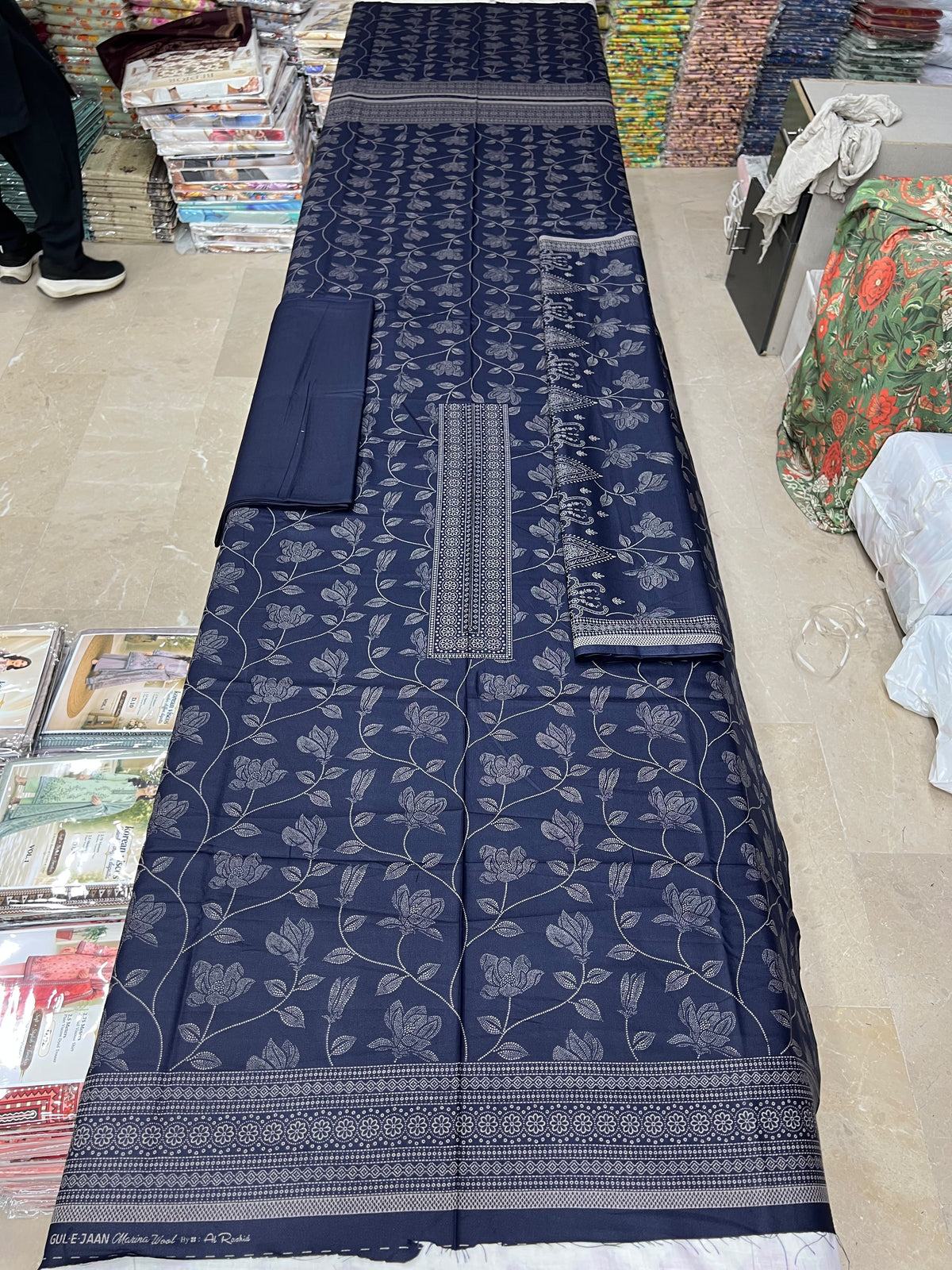 GUL-E-JAAN MARINA WOOL PRINTED 3PC