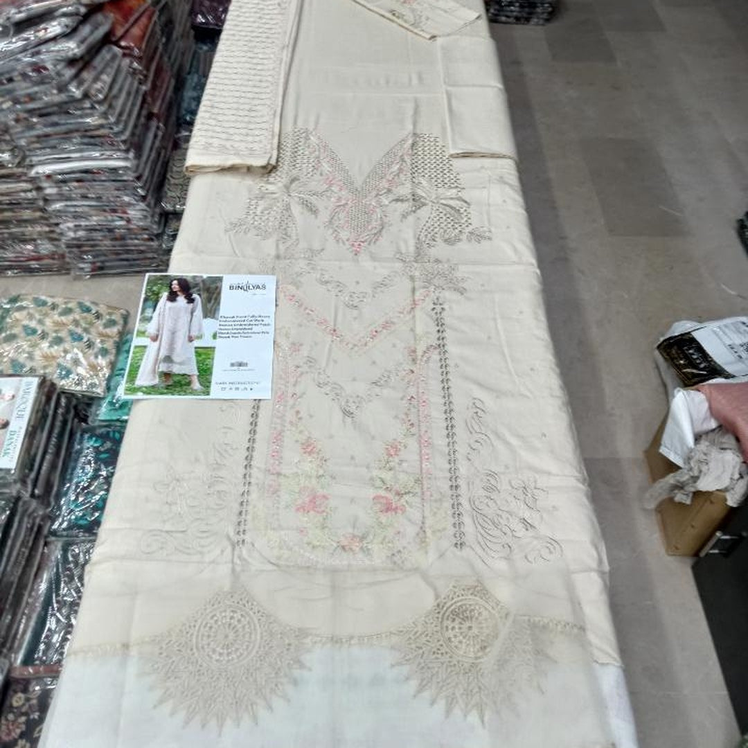 Luxury Dhanak Embroidered 3-Piece Suit