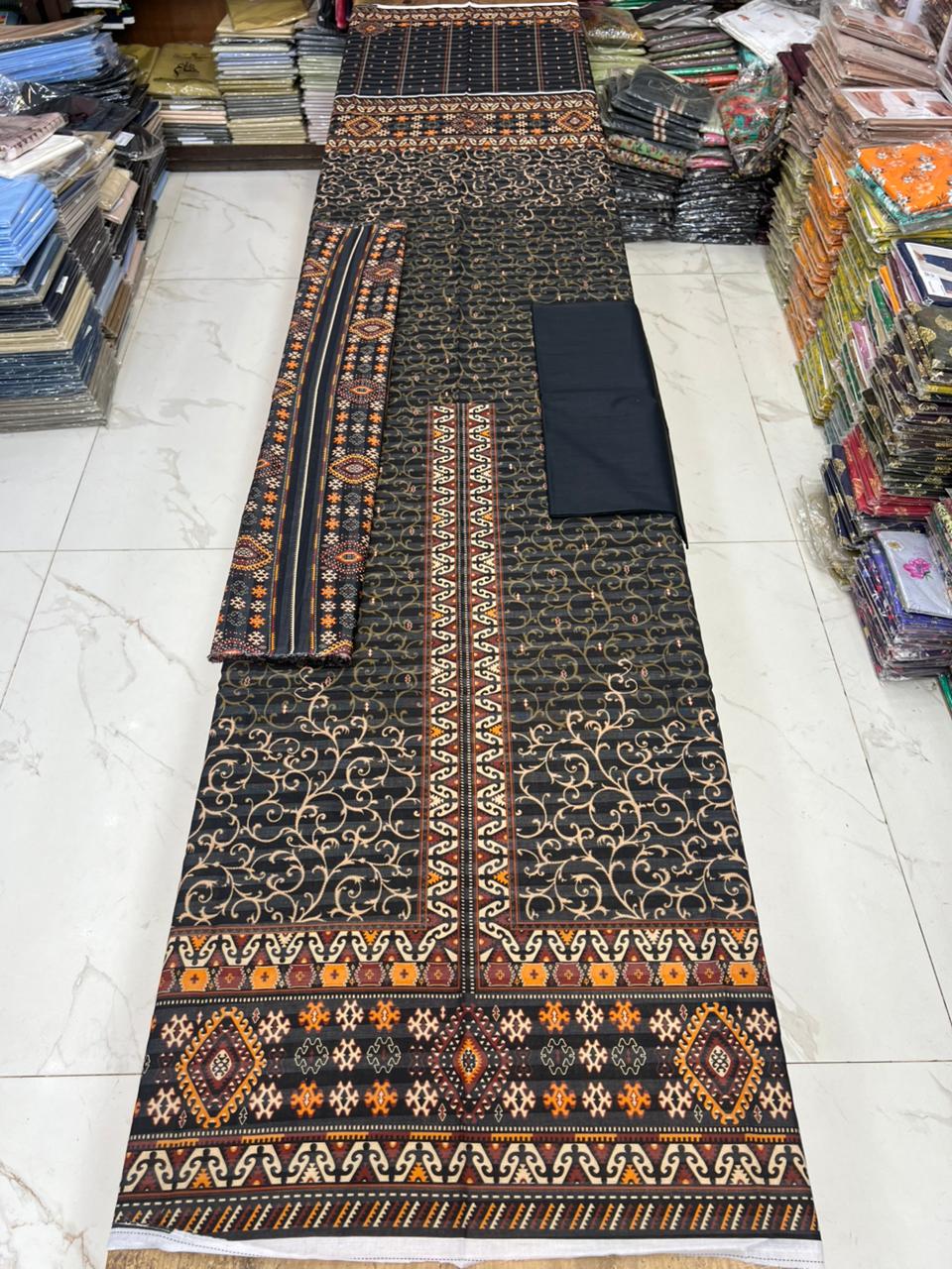 Sharjeena Lawn 3PC Set – Fancy Digital Printed Fabric