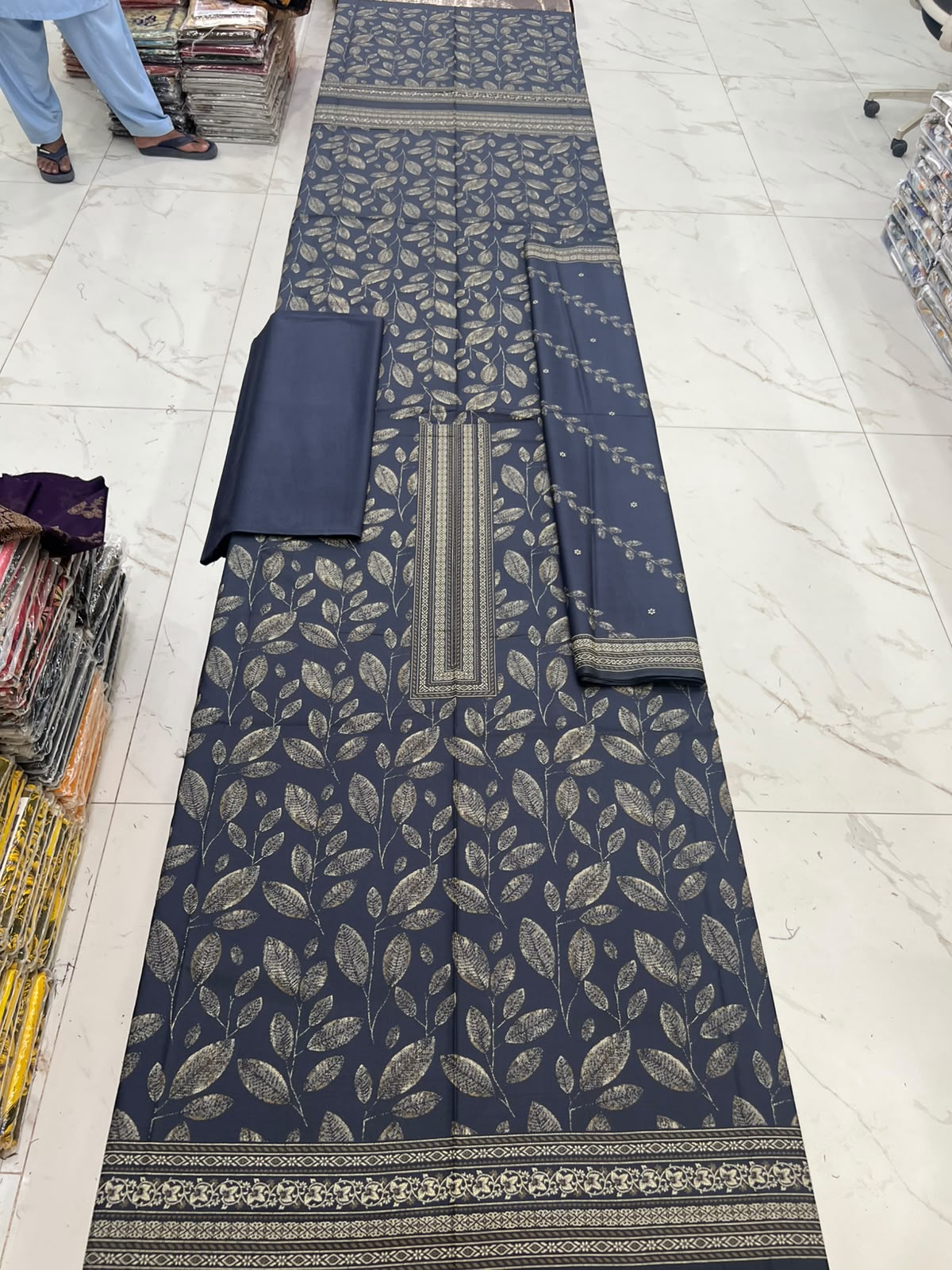 GUL-E-JAAN MARINA WOOL PRINTED 3PC