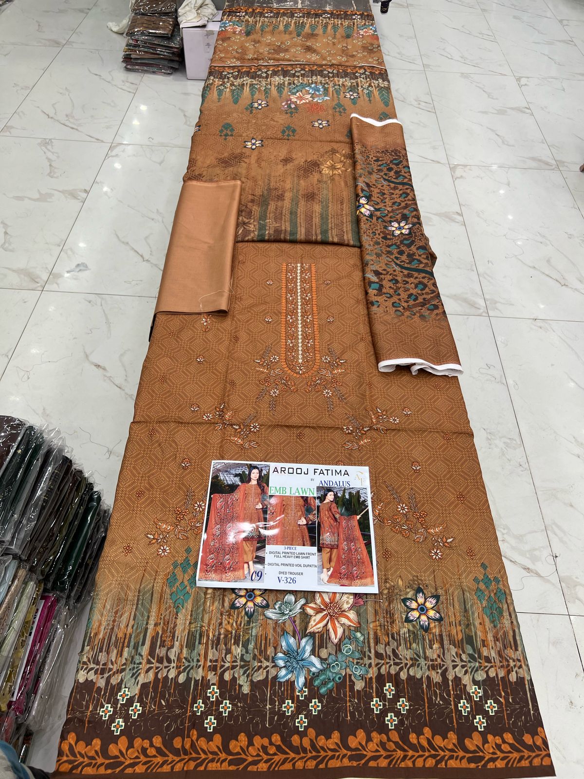 AROOJ FATIMA EMB Lawn 3PC