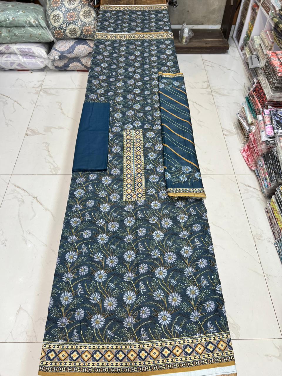 CHAMK DHAMAK LAWN