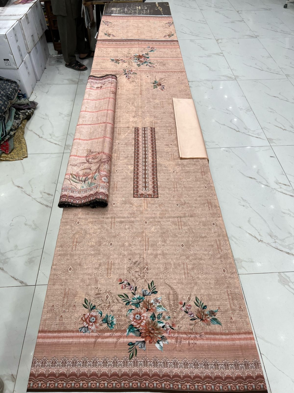 Almas Premium Bana Dora Lawn 3PC | Tarkashi Dupatta