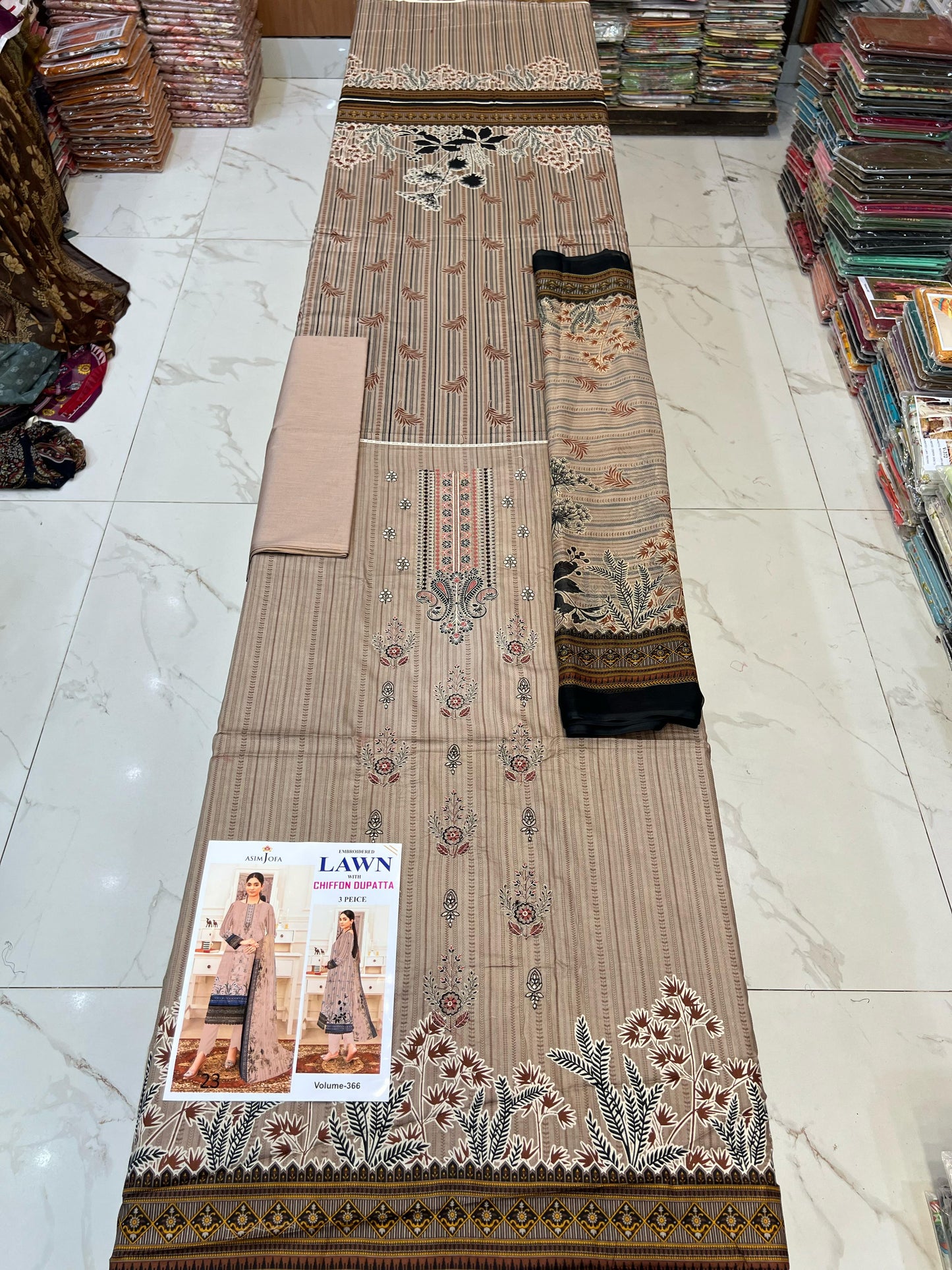Different Brands Emb Lawn 3Pc Suit