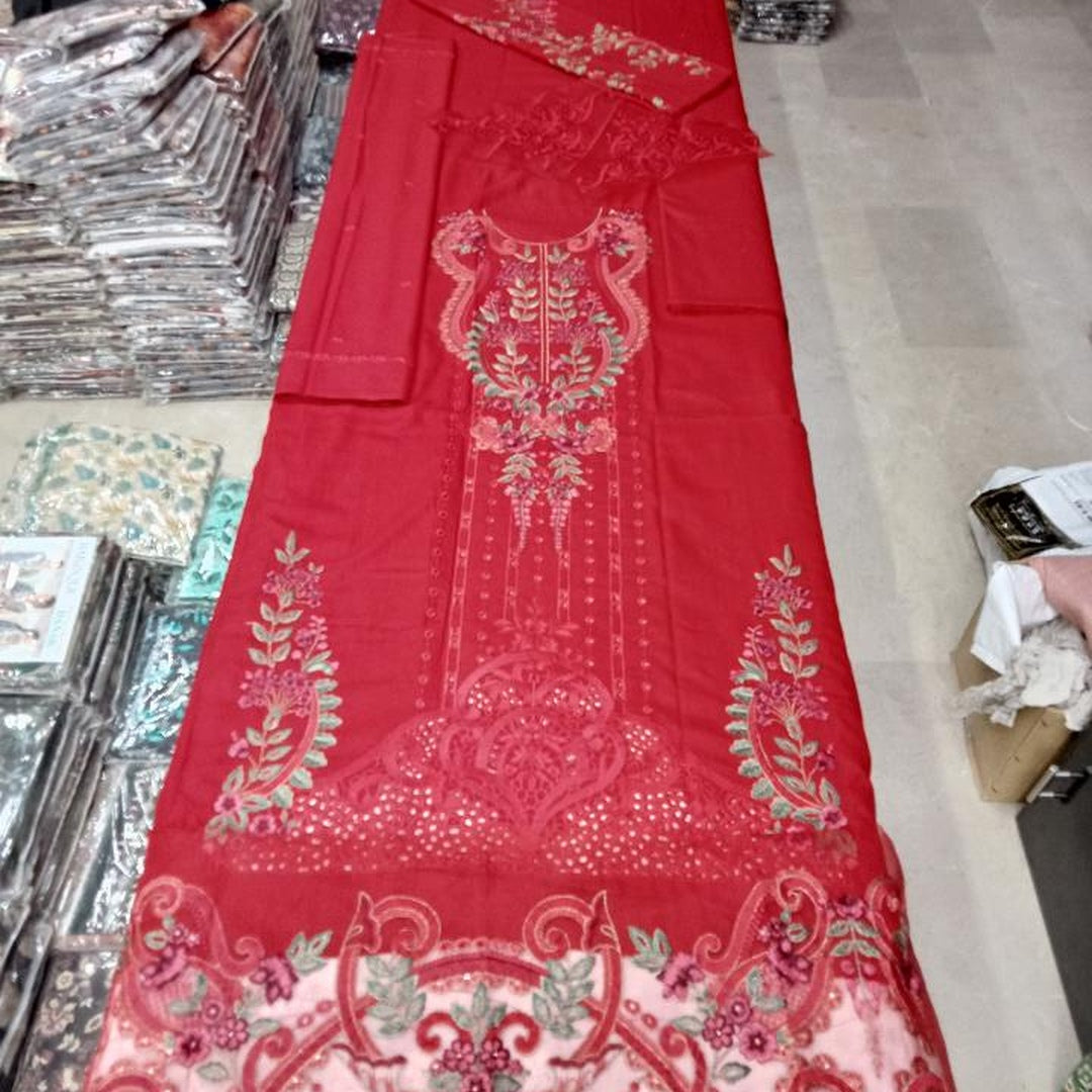 Luxury Dhanak Embroidered 3-Piece Suit