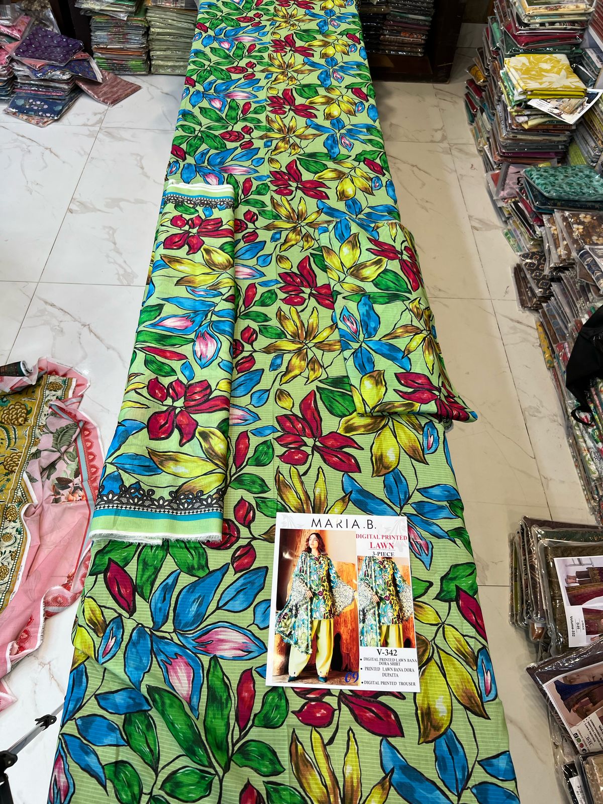 Vol 342 Maria B Lawn – Digital Printed 3PC | Bana Dora Quality