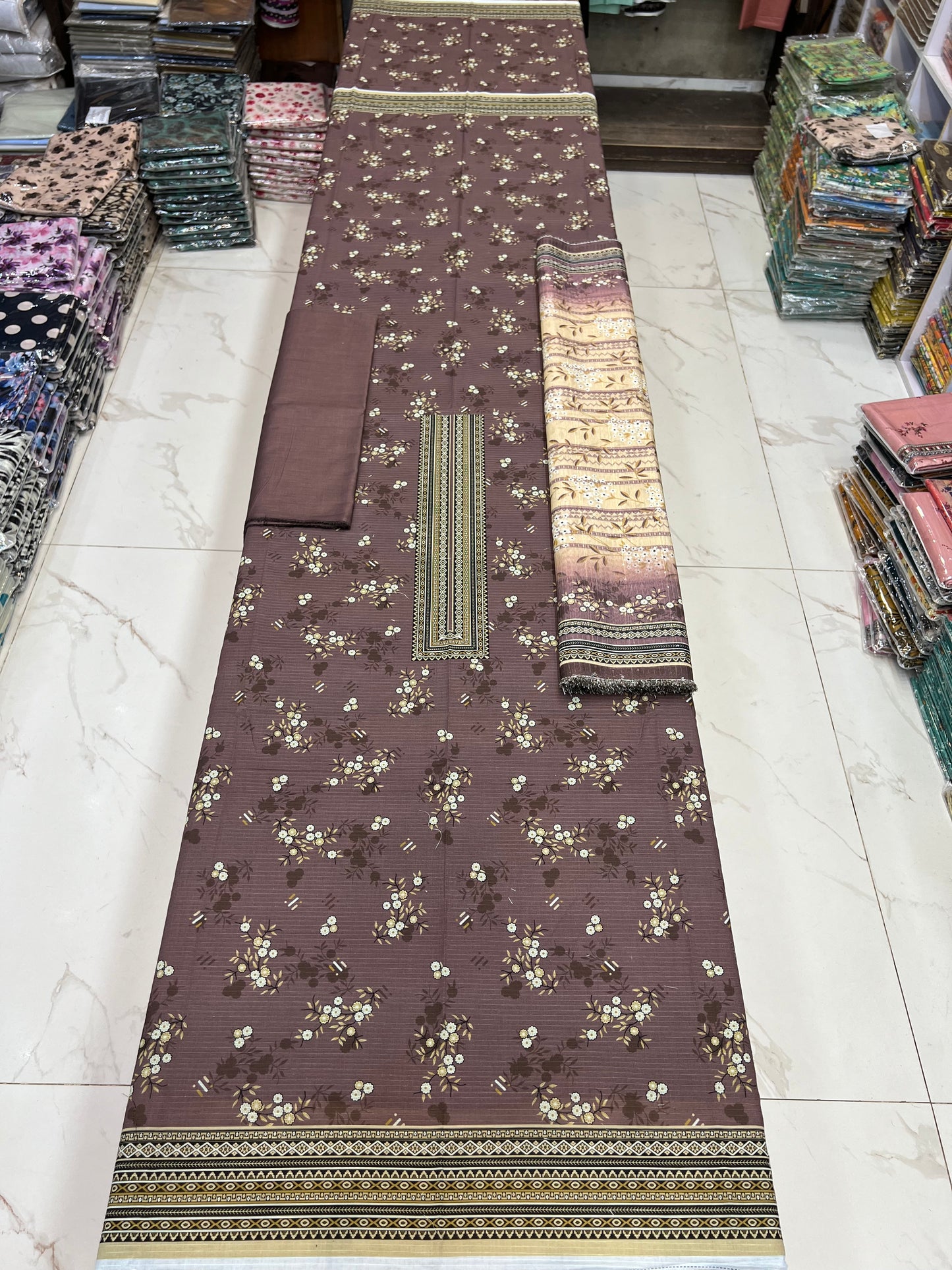 Bana Dora Lawn 3PC | Tarkashi Dupatta