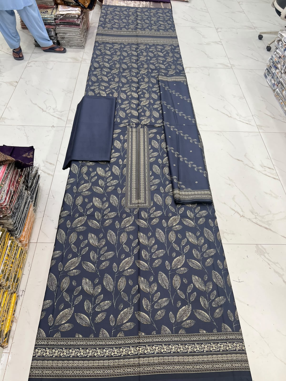 GUL-E-JAAN MARINA WOOL PRINTED 3PC