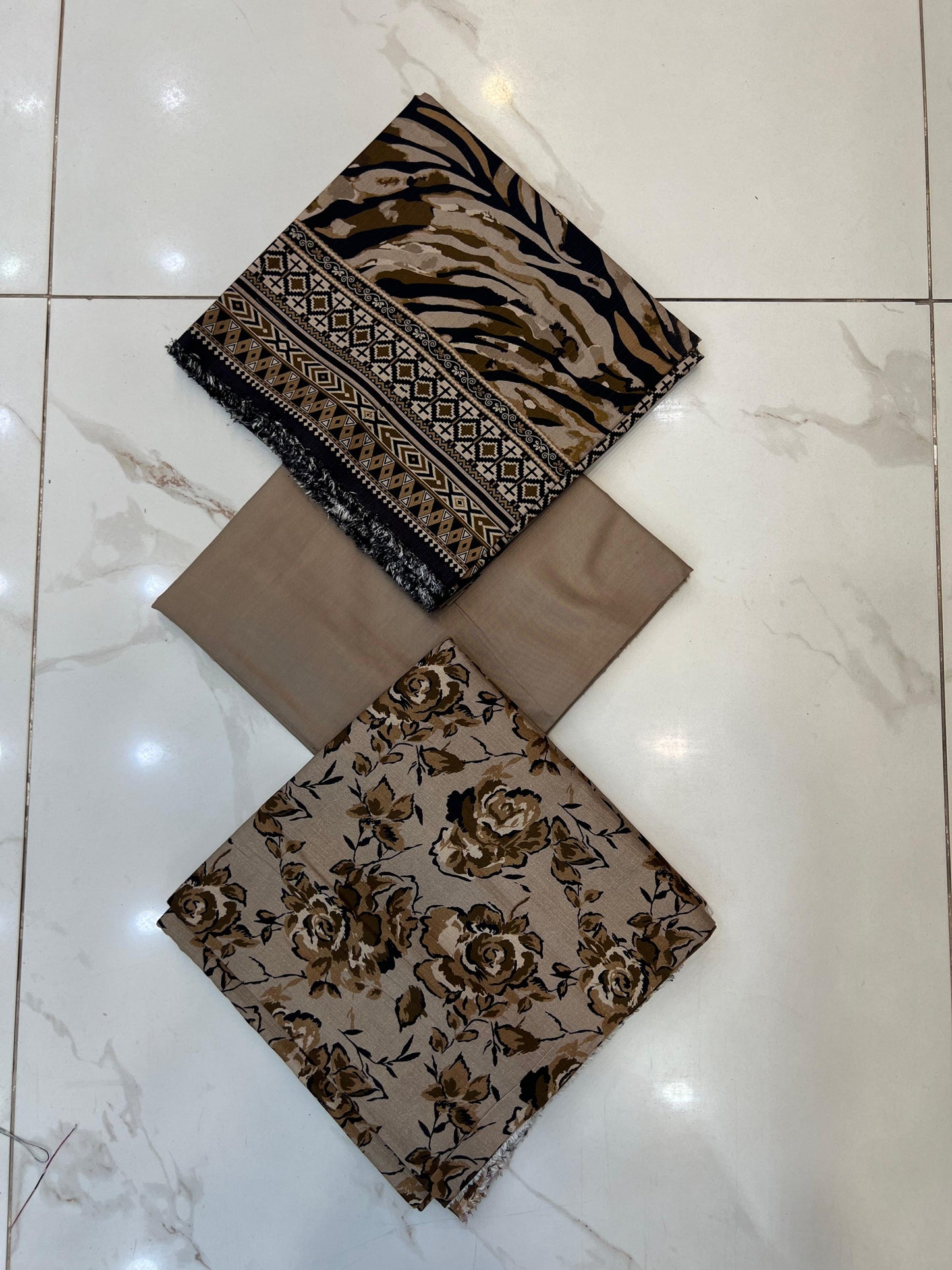 Signature Collection BANA DORA LINEN 3PC 2025-26