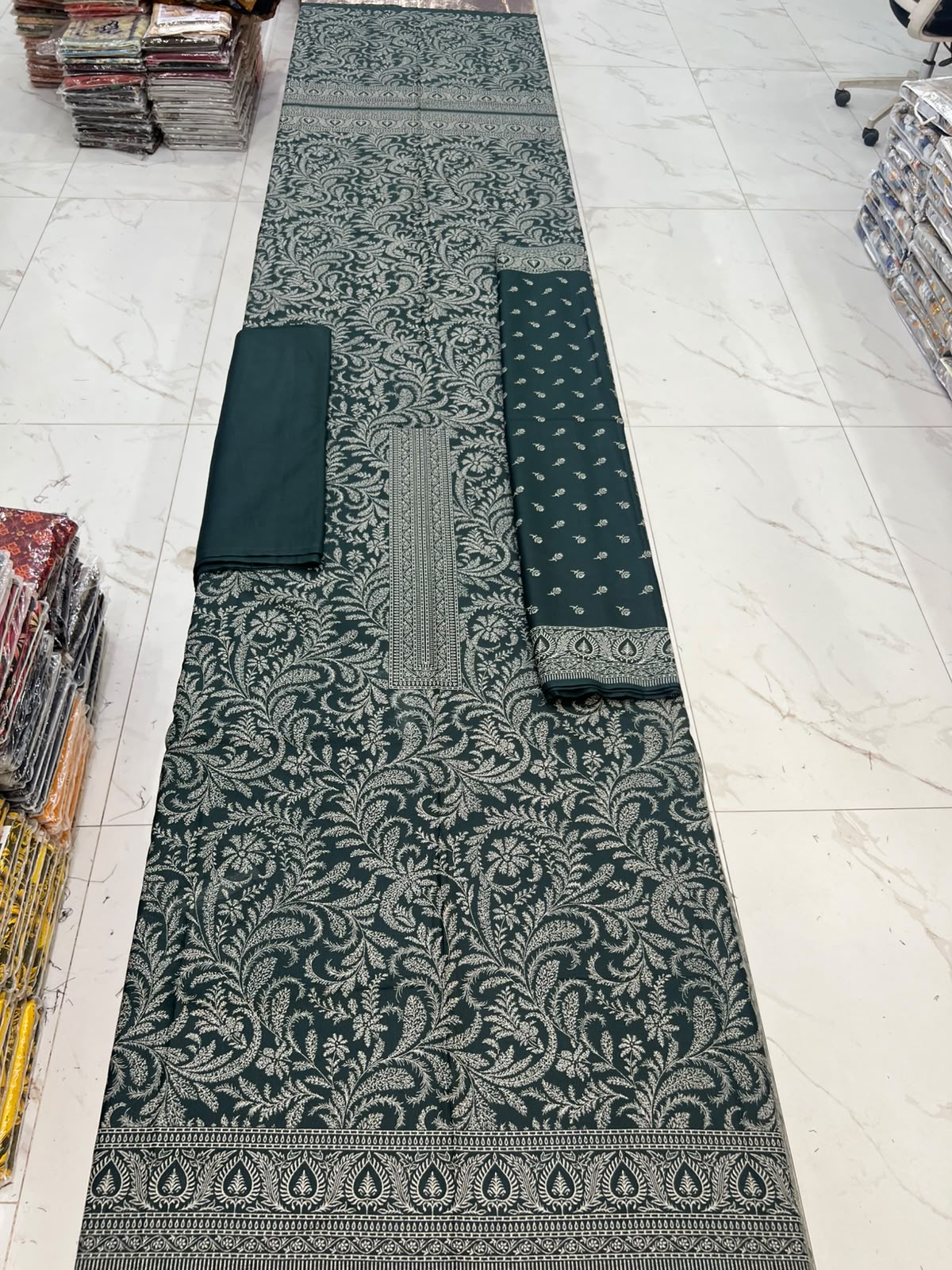 GUL-E-JAAN MARINA WOOL PRINTED 3PC