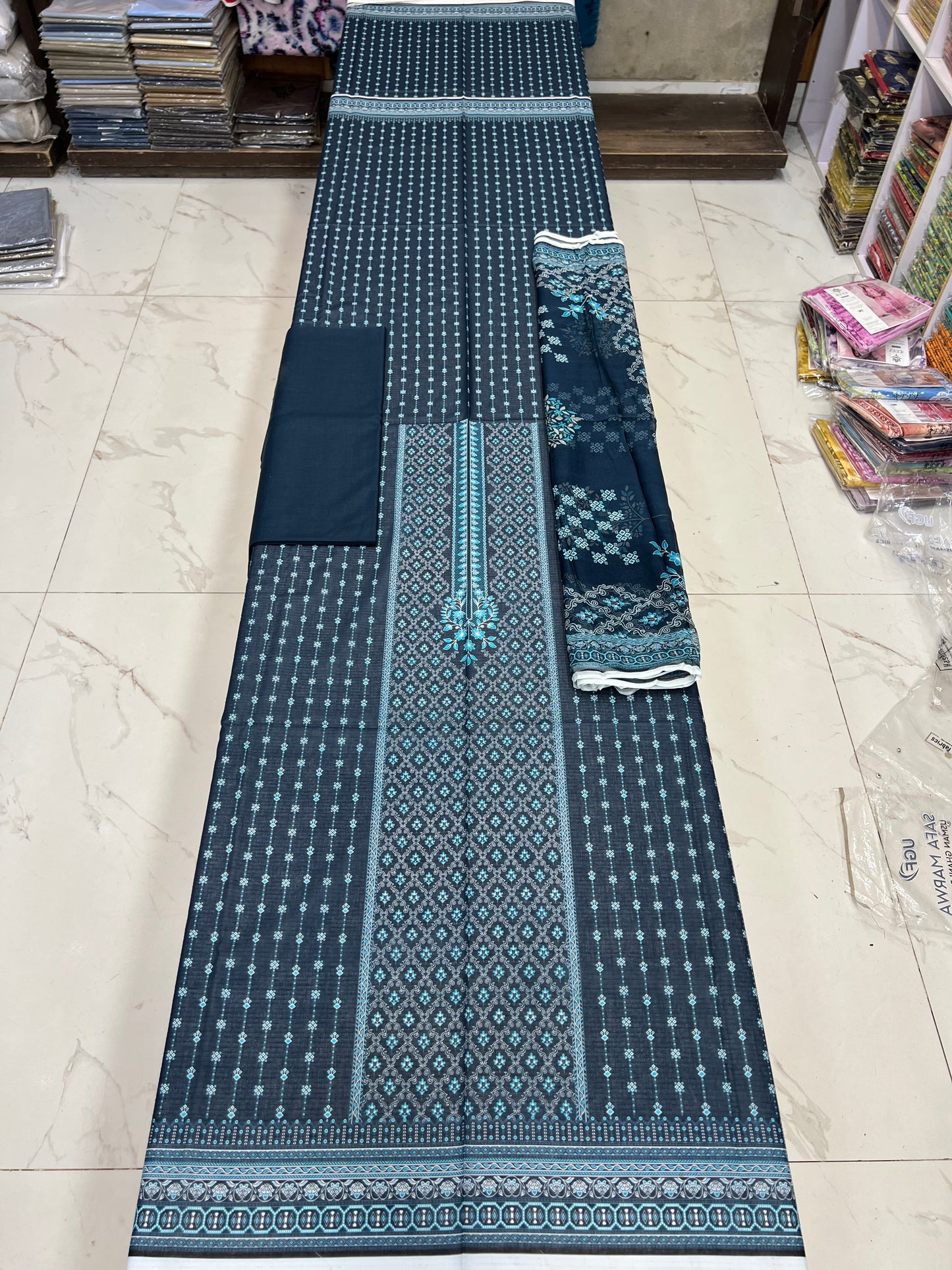 Neelofer Lawn 3PC – Premium Summer Collection