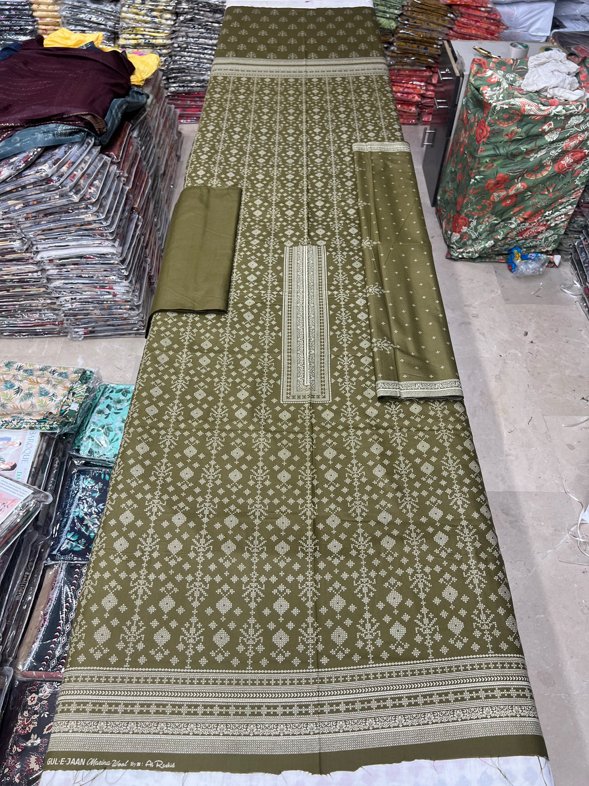 GUL-E-JAAN MARINA WOOL PRINTED 3PC