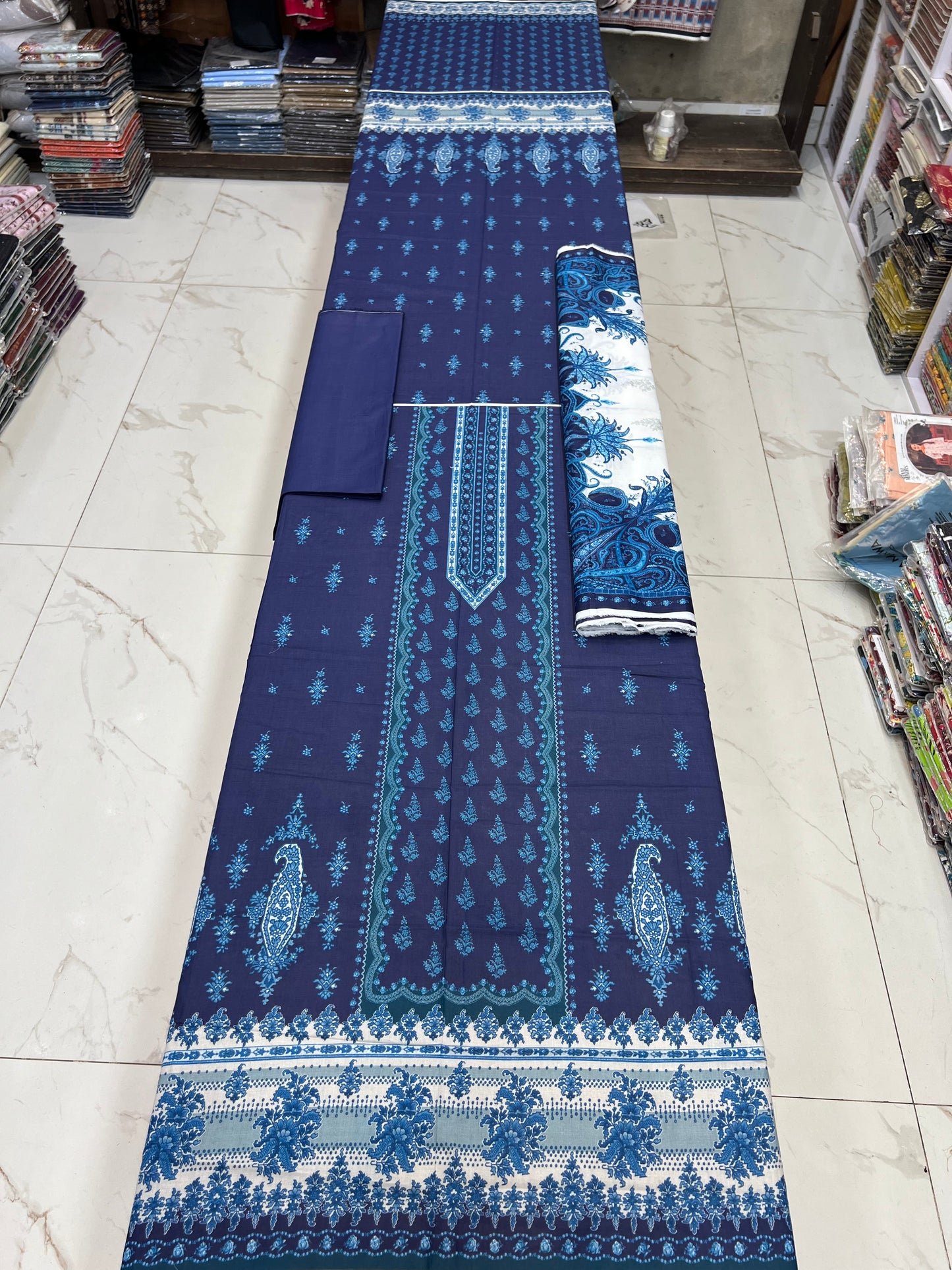 Zarqoon Lawn 3PC – Soft Edition