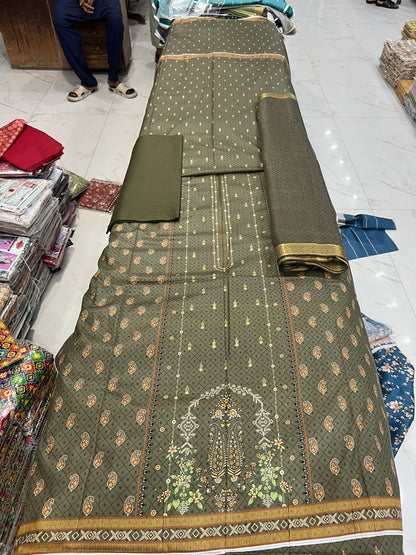 Printed Lawn 3PC With Silk Dupatta