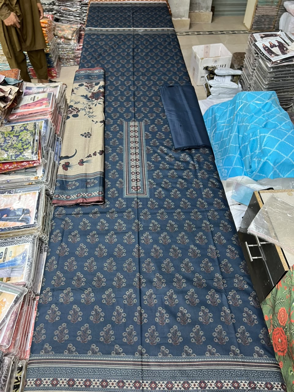 Marjan Pashmina Premium Collection
