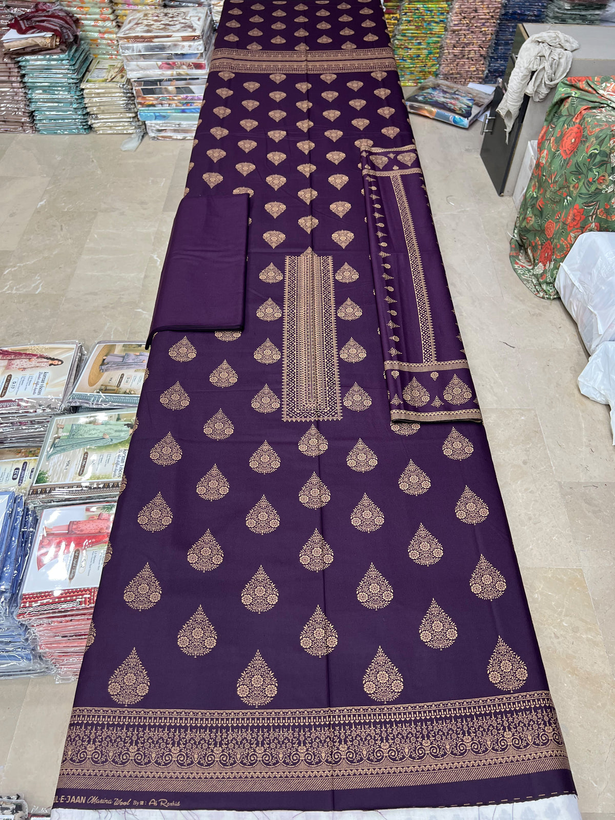 GUL-E-JAAN MARINA WOOL PRINTED 3PC